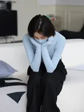 美雅ビダ マルチカラーハイネックニット【高伸縮・スリムフィット・薄手】
