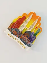 マレーシアのツインタワー樹脂製マグネット【立体デザイン・アイスランド風彫刻・旅行記念品】