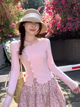 木耳花辺デザインの長袖トップス【フィット感・春用】とフラワープリントのハイウエストスカート【女性用・極上の柔らかさ】（セットアップ対応）