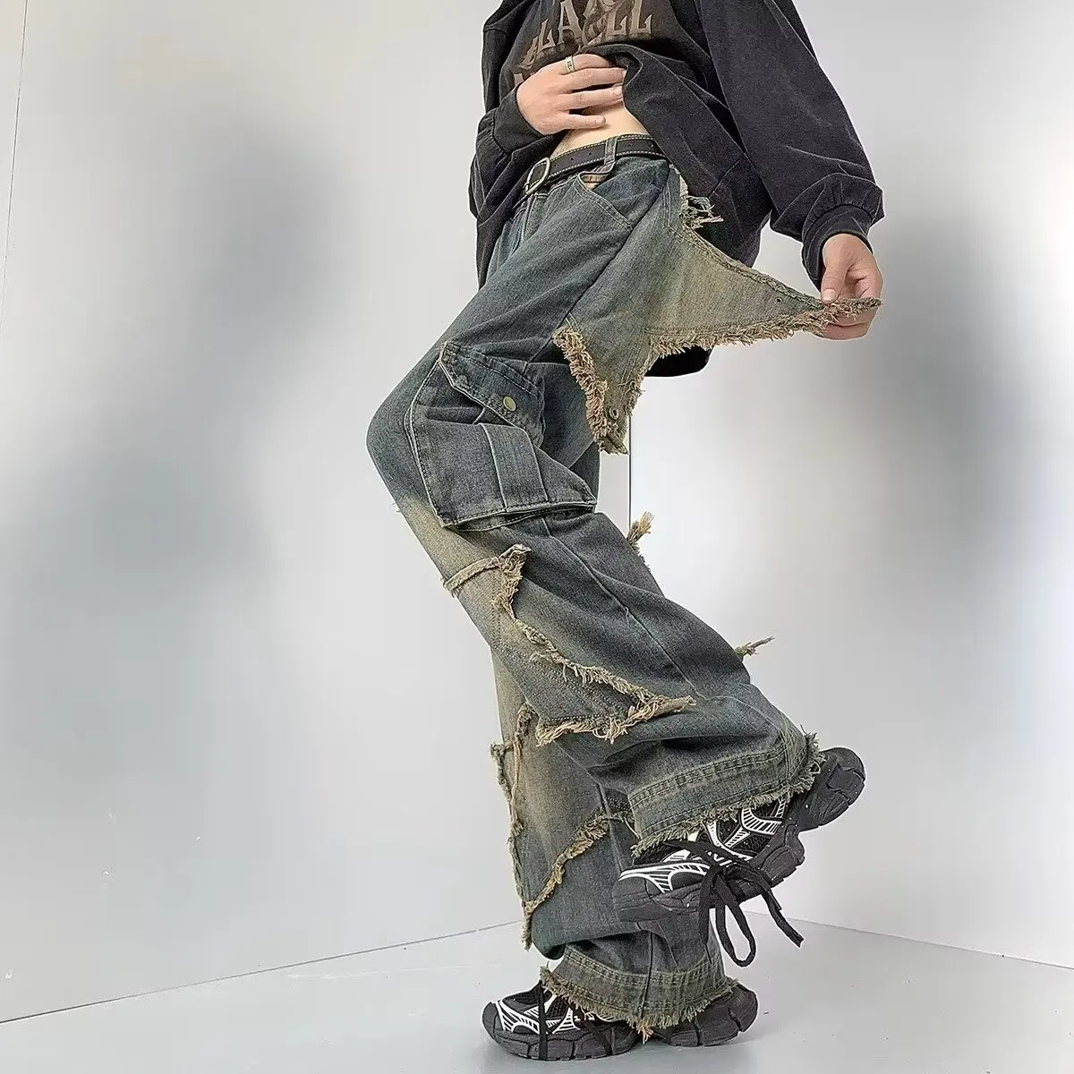ストリートコーデ男子が今、どうやってデニムパンツを選ぶべきか？