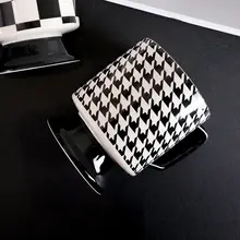 ヴィンテージアート感のマグカップ【高級感あふれる陶器・多用途・コーヒー・ミルク用】