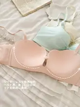 リボンデザインのブラジャー【小胸効果・セクシー・シンプルスタイル】