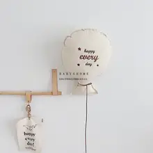 北欧風ベビー誕生日記念刺繍クッション【名前入り・バルーンデザイン】