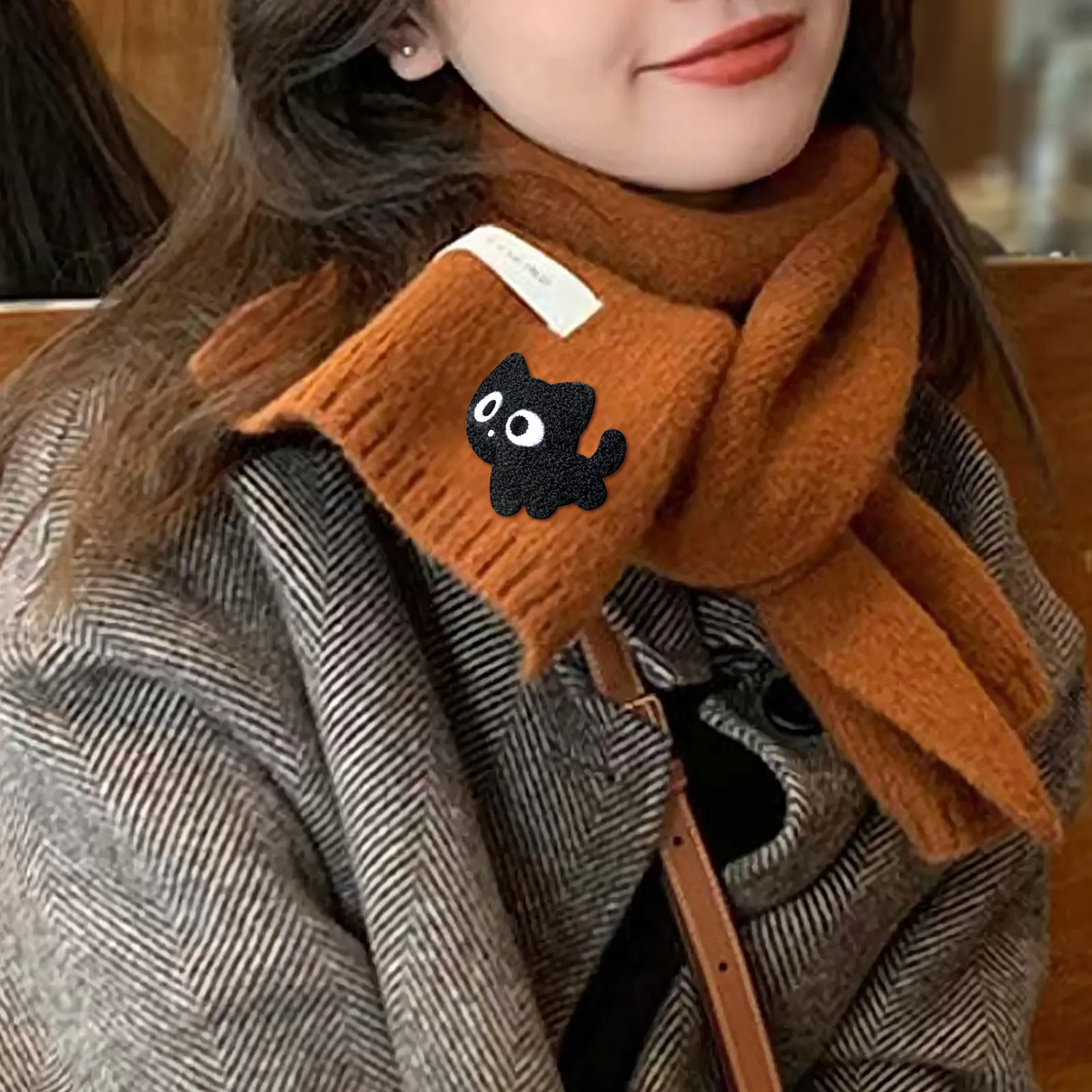 おしゃれなステッカーを選ぶときに迷うなら、この「かわいい黒猫刺繍パッチ」が答えです！