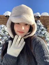 防寒性抜群！ふわふわ耳あて付き冬用帽子【レディース・厚手・暖かい】