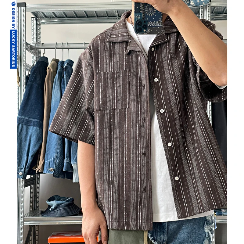 リゾートカジュアル メンズ どんな感じ？古巴襟ストライプシャツが夏の日常を救う理由