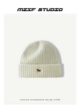 ユニセックス 秋冬用ニット帽【小犬刺繍・ゆったりデザイン・カジュアル】