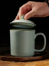 手作り青磁の蓋付き湯飲み茶碗【景徳鎮製・ギフトボックス入り・家庭用】