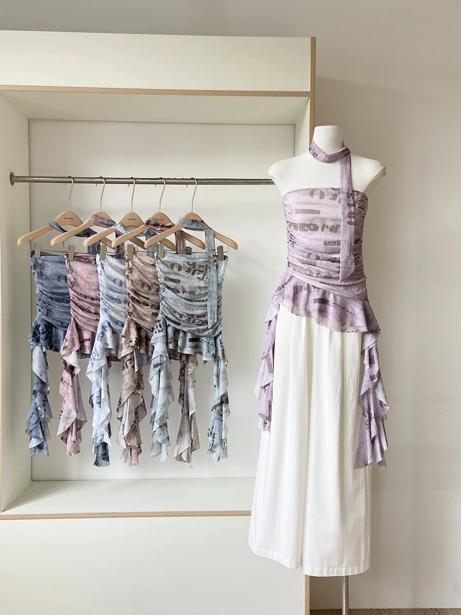 フリル付きタイダイメッシュキャミソール：夏用オフショルダーの通勤風スタイルとは