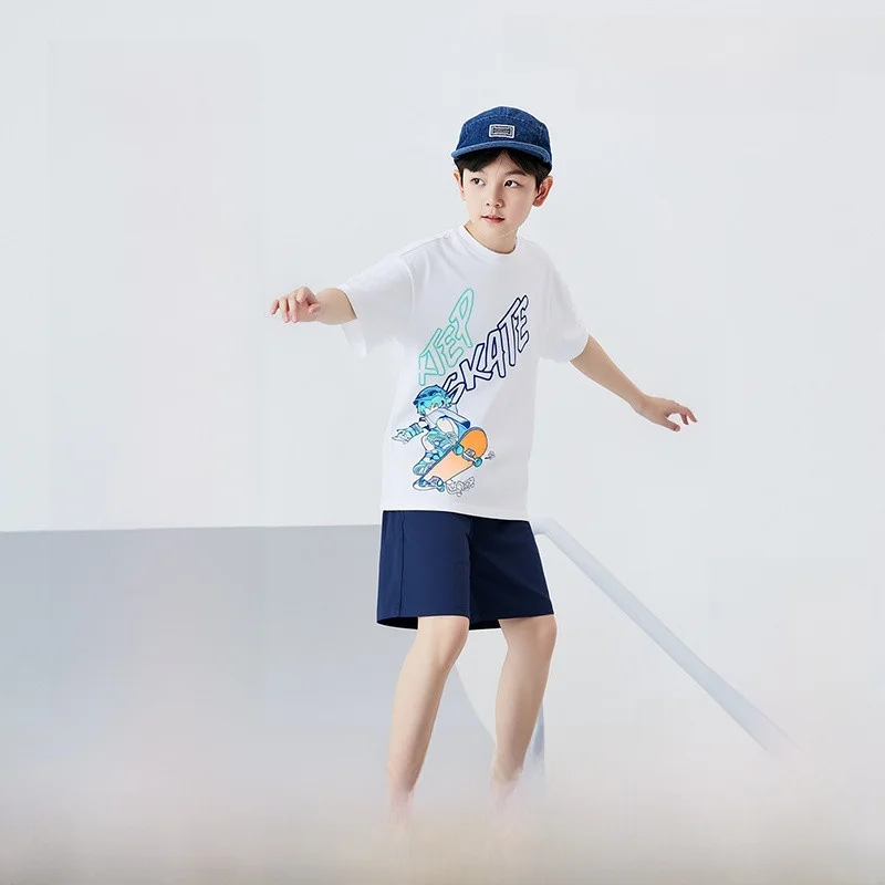 夏のスケートボードライフで何を選べばいいの？子供の快適な着こなしを決める3つのポイント