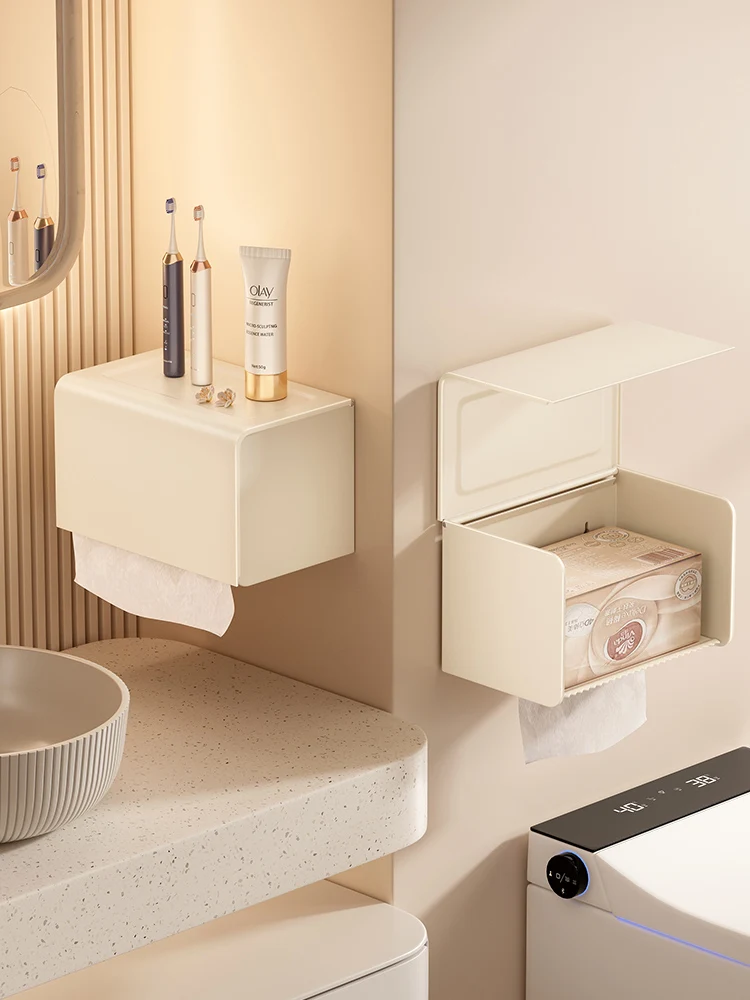 揃えるミニマリスト部屋づくりアイテム | トイレットペーパーケースとトイレ用ブラシの機能的組み合わせ