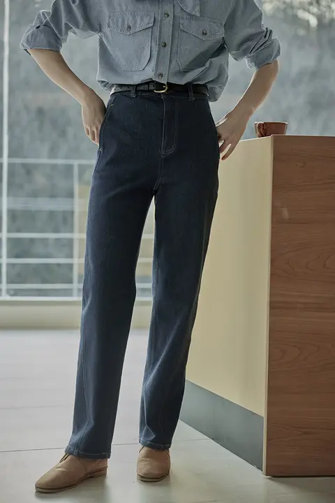 ハイウエスト直筒デニムパンツ【プレーンデザイン・アクティブ染色・九分丈】
