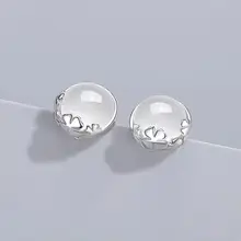 猫眼石の四葉のクローバーイヤリング【シンプルで気品のあるデザイン】