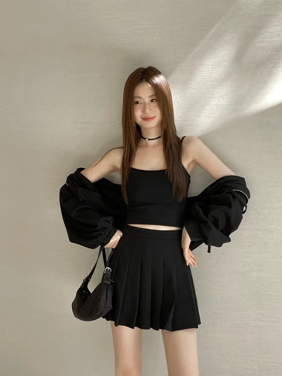20代後半の女性にぴったり？学院風のゆったりカジュアルコーデが春にどう活用されるのか