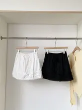 高腰デザインの白いフレアスカート【カジュアル・フレンチスタイル・小柄対応】