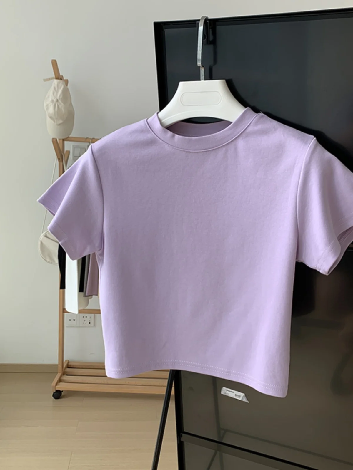 夏の1日で何を着るかが決まる、ショートスリーブTシャツの選び方って？