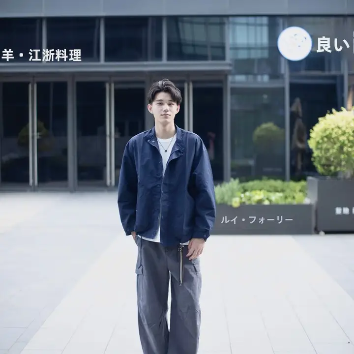 メンズ春秋用アウトドアジャケット【ルーズフィット・防風・スタンドカラー】