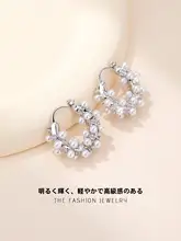 冬にぴったり！パールピアス【デザイン性の高い華やかなイヤリング・上質な印象】