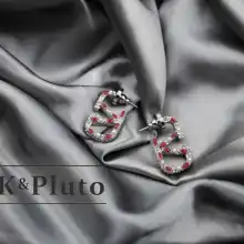 フレンチスタイルのレトロエナメルピアス【高級感あるデザイン・女性用】