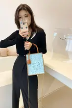 小さな正方形のバッグ手織り バッグ DIY 素材バッグ
