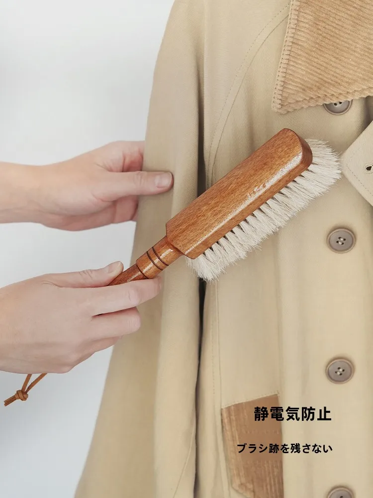 ベイジュウ木製長柄ブラシ：柔らかい馬毛で寝室・車内を効果的に清掃