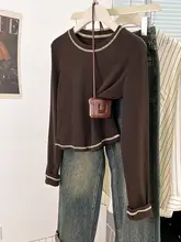 ブラックボックスシルエット長袖Tシャツ【デザイン性・ショート丈・女性用】