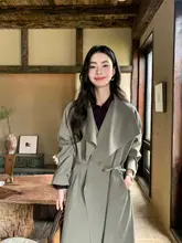 カーキ色の中長丈トレンチコート【女性用・エレガントなシルエット】