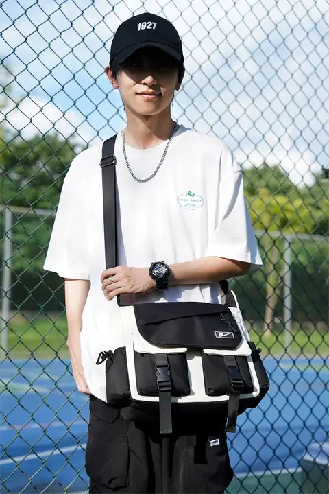 大容量ショルダーバッグ【男女兼用・大学生向け・トート型・ラップデザイン】（セットアップ対応）