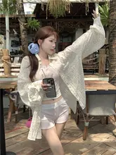 デザイン性に優れた波点柄 長袖シャツとキャミソールの2点コーデ（セットアップ対応）