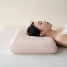 首を支える！極上の柔らかさの低反発枕【快適な睡眠をサポート】