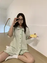 小清新フラワープリントのワンピース風パジャマ【夏用・薄手・透湿・ウェア】（セットアップ対応）