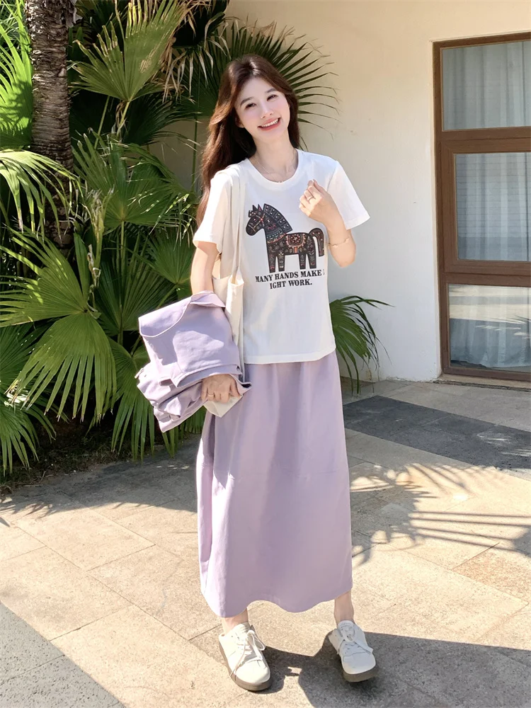 25度の服装はどう選ぶ？リゾート風ベストと花びらスカートが解決する夏の悩み