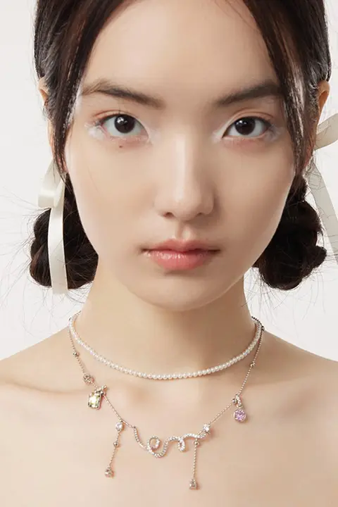 微光系列パールネックレス【個性的なデザイン・鎖骨に調和】