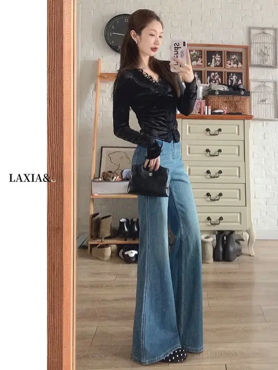 高腰デニムパンツ【四方向ストレッチ・フレア・レトロ・広がりにくいデザイン・春秋用】（セットアップ対応）