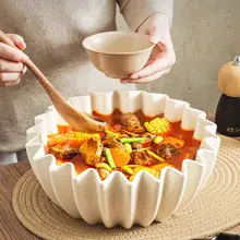 二重構造のデザイン皿【ホテル用・花柄・独特な形状・レストラン向け】