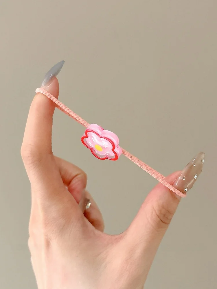 子どもと一緒に過ごすおうち時間に、どんなヘアゴムがおすすめ？