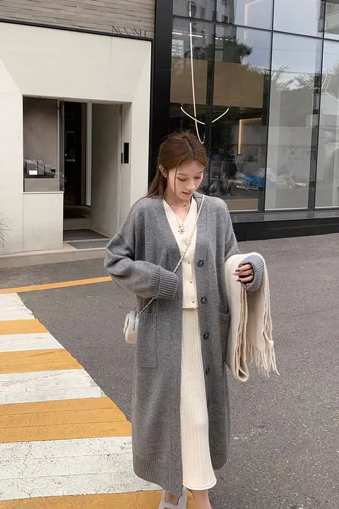 高級ウールロングカーディガン【秋冬用・スリムフィット・シンプルデザイン】