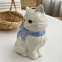 可愛い猫のデザインの陶器花瓶【リボン付き・手描き風】【インテリア装飾用】