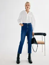 高腰デザインのストレートジーンズ【レディース・春秋用・スリムフィット・九分丈】