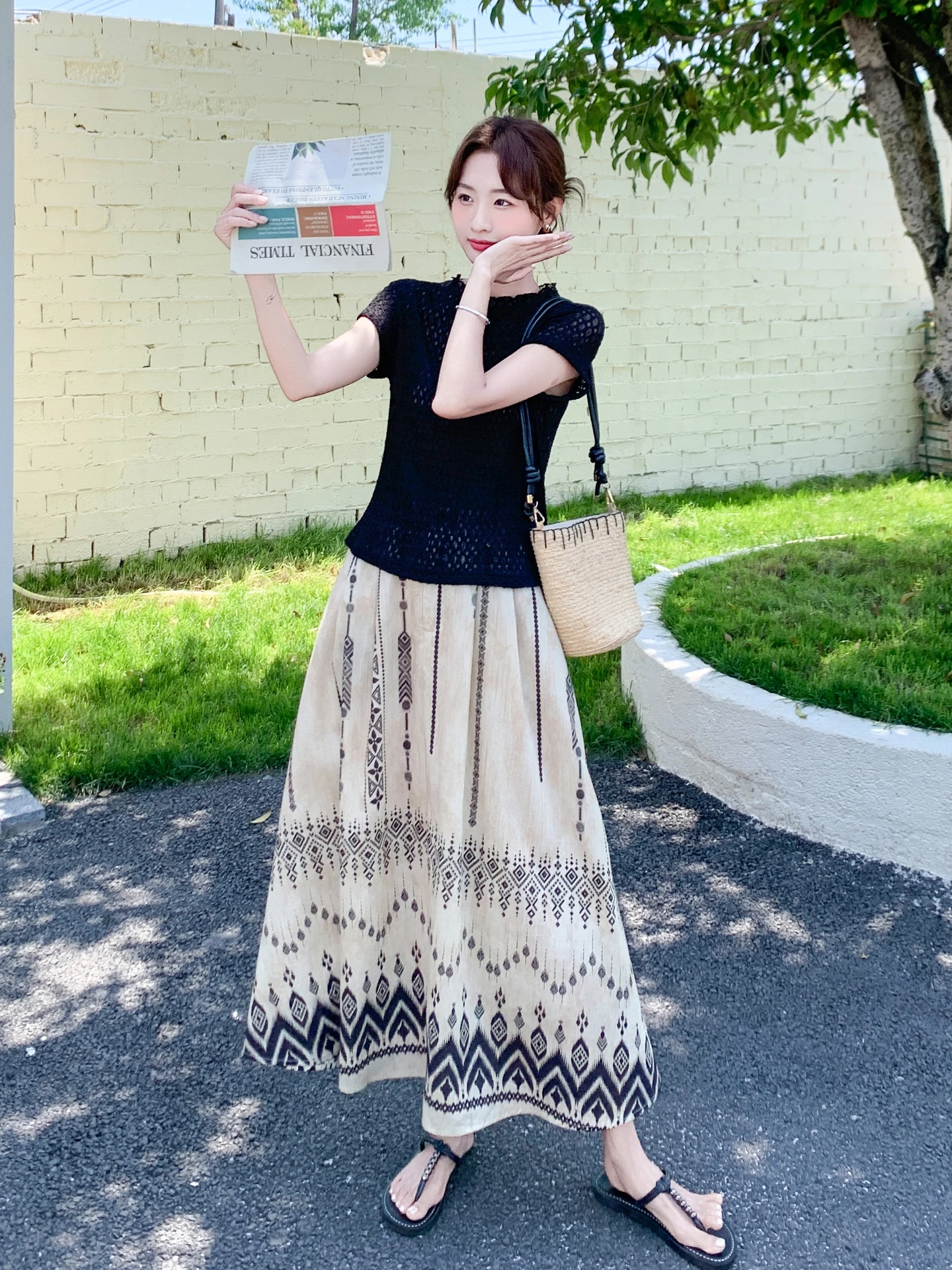 茶色スカートとどんなコーデがおすすめ？実は、これ1つで夏のスタイルが変わる