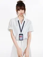 女性用 白色Vネックショートスリーブシャツ【フィット・通勤用】