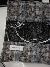 幾何学模様の刺繍が施されたトートバッグ【大容量・キャンバス素材・女性向けギフト】