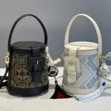 牛革製 水桶型バッグ【女子用・手提げ・ショルダー対応・スリムデザイン】