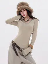 復古風レースデザインの長袖Tシャツ【ラウンドネック・女性用・極上の柔らかさ】