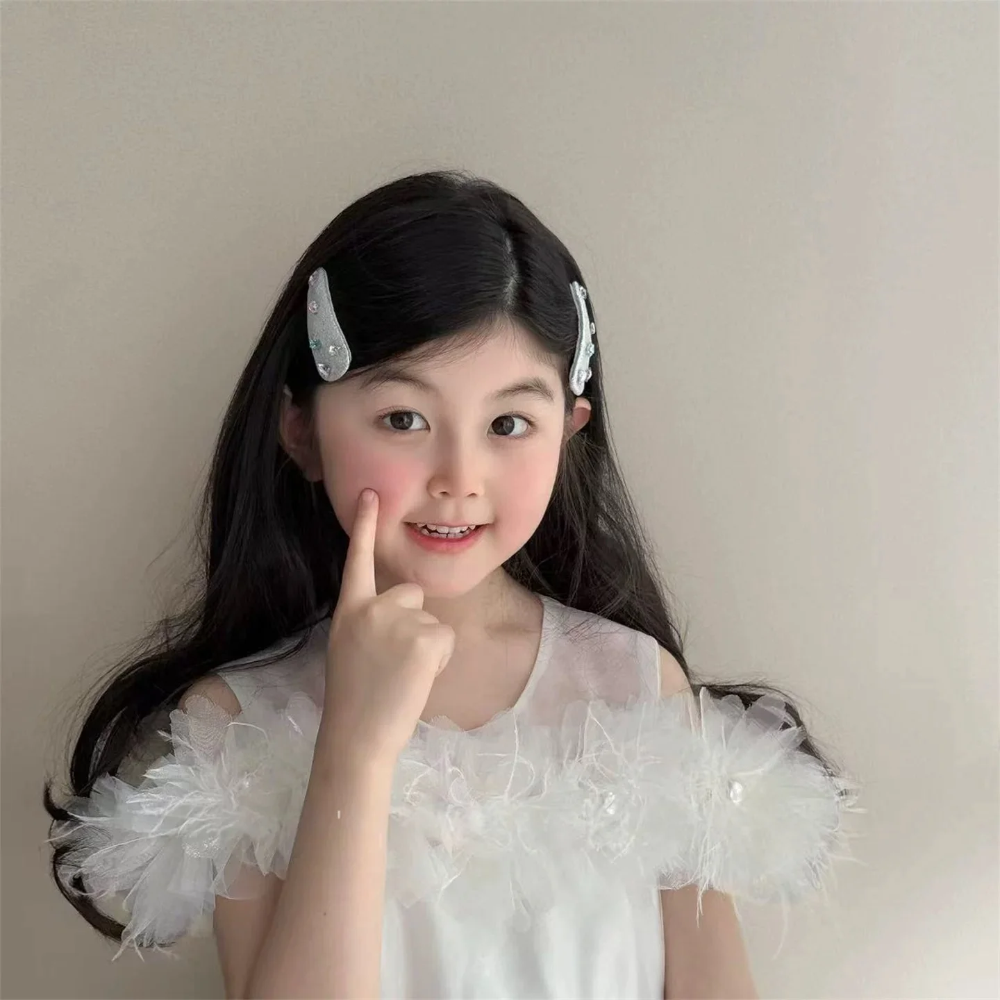 かわいいヘアアクセサリー 銀色BBクリップとリボン付きヘアゴム：お手頃通販で手に入る子供用ポニーテールアクセサリー