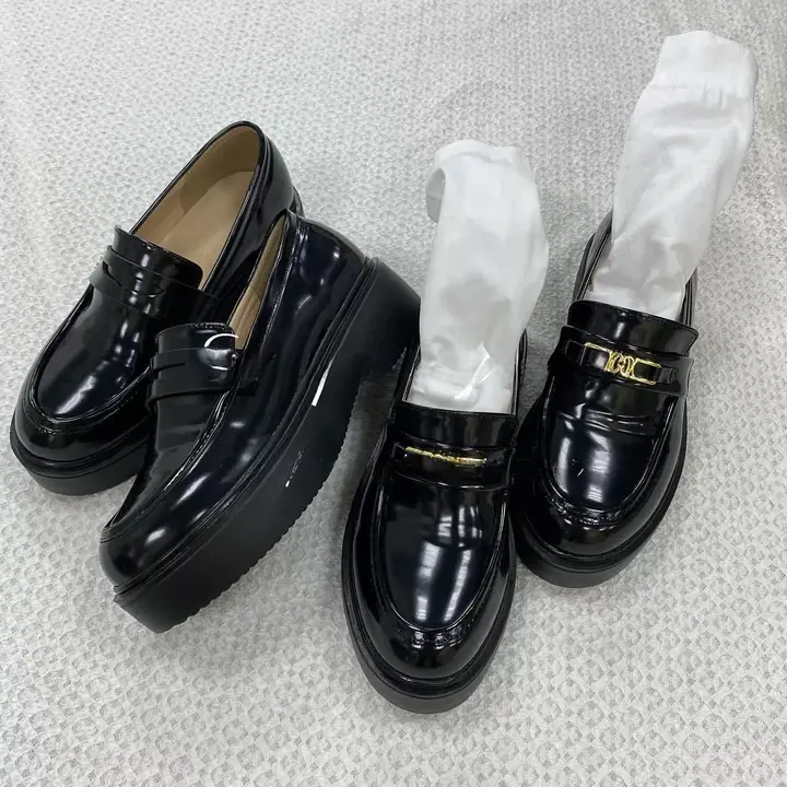 ヴィンテージ風イギリス学院スタイルの女子用ローファーシューズ【日系JK制服対応】