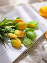 高級感のあるチューリップの造花【飾り用・リアルな質感・撮影用】