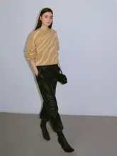 オリジナルデザインの虎斑柄ニット【極上の柔らかさ・ゆったりシルエット・軽やかな生地】