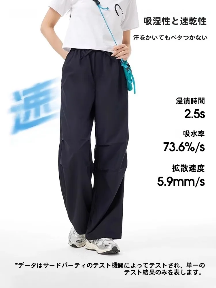Camel ソフトシェルカーゴパンツ：通気性の良いパンツ女性向けのアウトドアシーンでの実用性