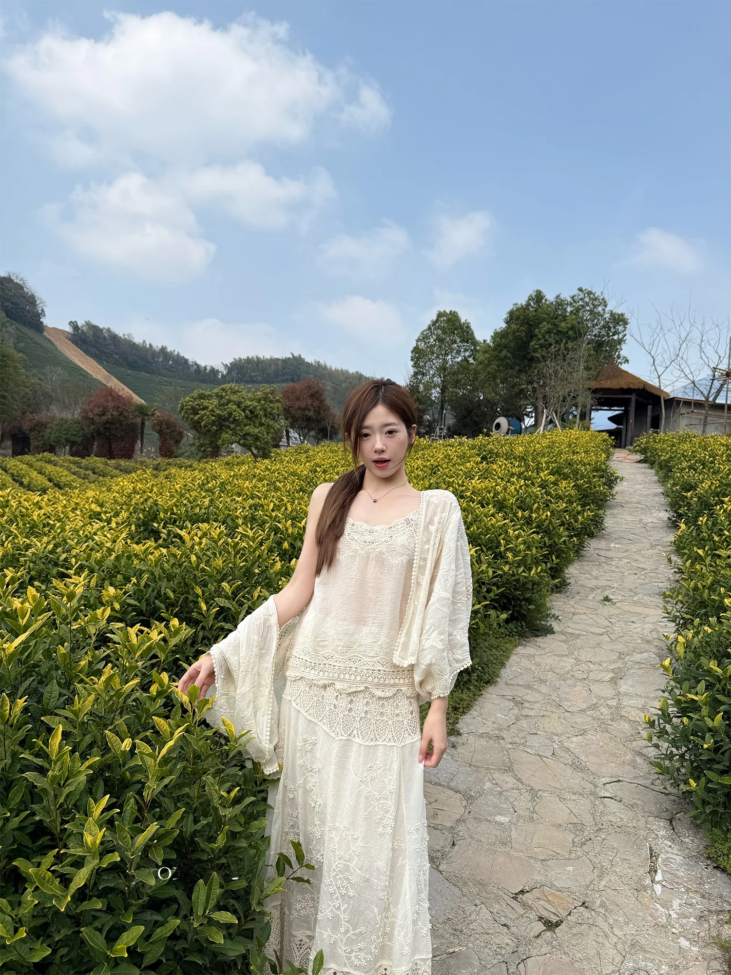 50代の夏旅行で着るべきファッショ ンは？ボヘミアンスタイルが救う夏のリゾートコーデ